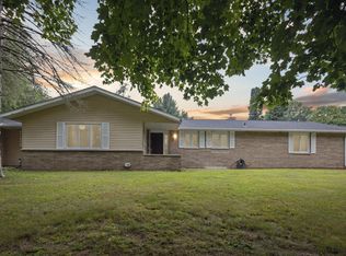 15225 Coon Hollow Rd, Three Rivers, MI 49093