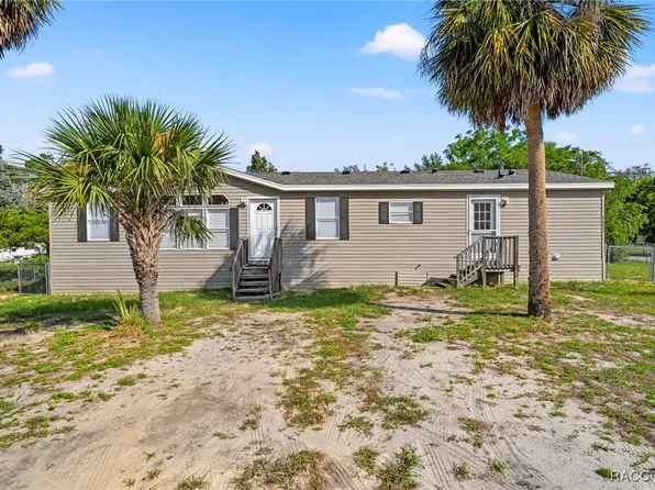 7187 Montier St, Weeki Wachee, FL 34613