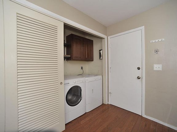 5th image of 943 Brunswick Ln
