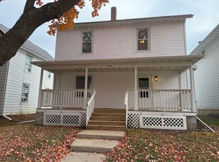 215 E Bloomington St, Iowa City, IA 52245
