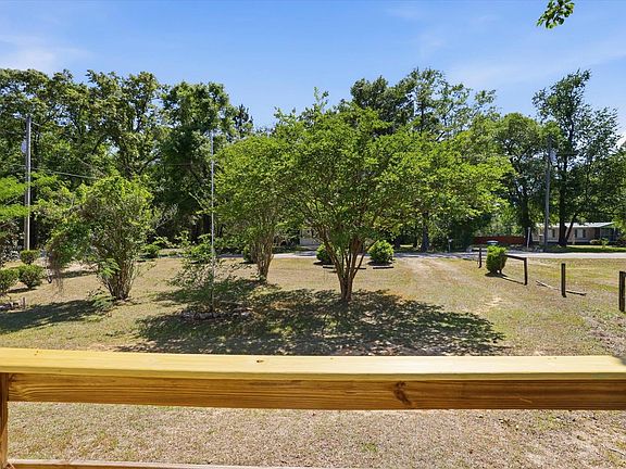 2nd image of 560 McNair Rd
