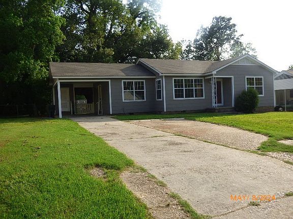 2nd image of 302 Brooklyn Dr