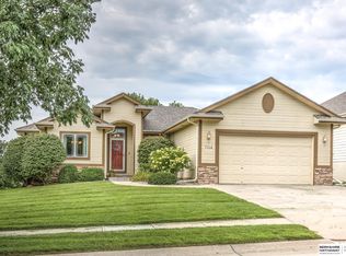 7114 N 146th St, Bennington, NE 68007