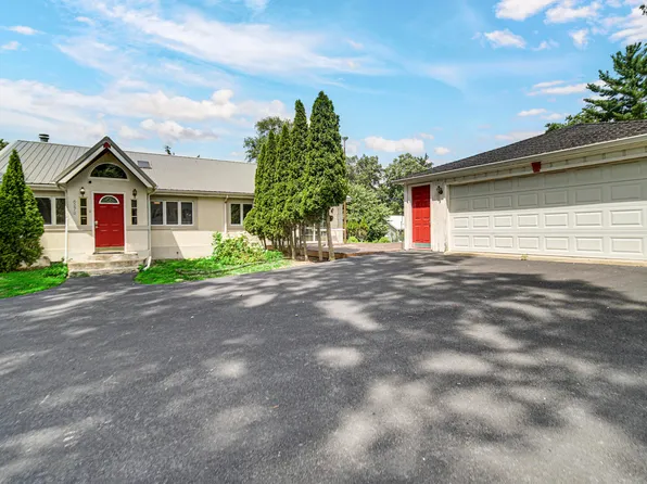 6270 E Donald Rd, Knox, IN 46534