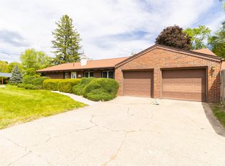 6916 Colby Ave, Windsor Heights, IA 50324