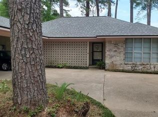 501 Pine Cone Dr, Haughton, LA 71037