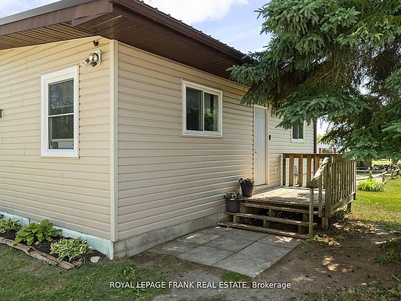 5th image of 2378 Monck Rd