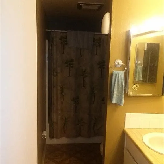 21281 Park Ave — Photo 5