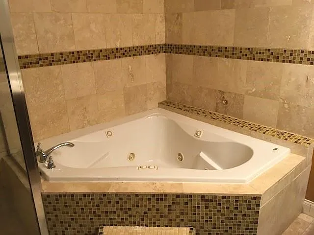 909 Shenandoah Dr — Photo 20
