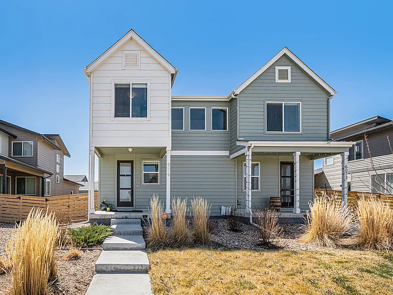 6019 Denys Dr — Photo 2