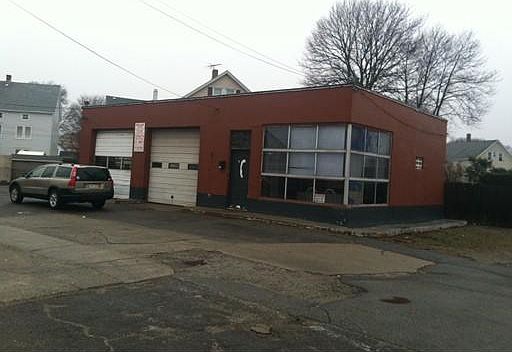 2nd image of 182 Stafford Rd