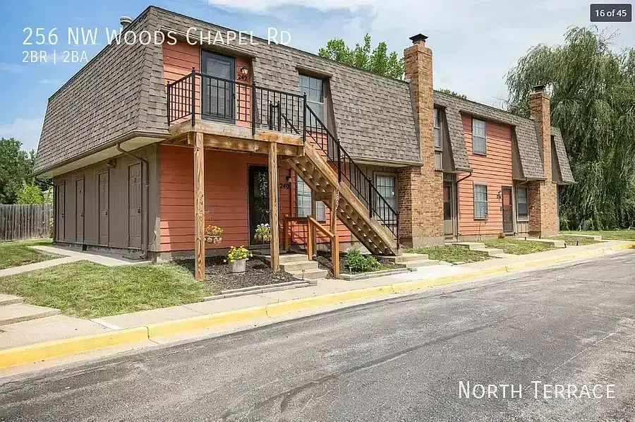 1st image of 256 NW Woods Chapel Rd