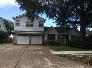 2305 Peach Ln, Pasadena, TX 77502