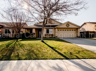 2523 Paradise Point Pl, Bakersfield, CA 93313