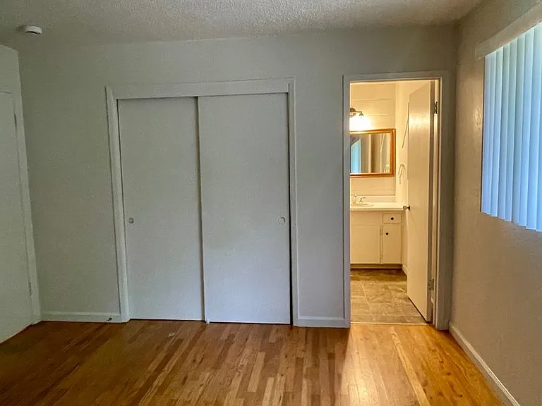 3474 Nicolet Ln — Photo 16