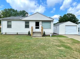 3002 Greer Rd, Akron, OH 44319