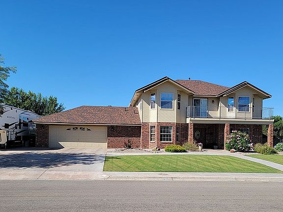 2nd image of 733 Eagle Dr