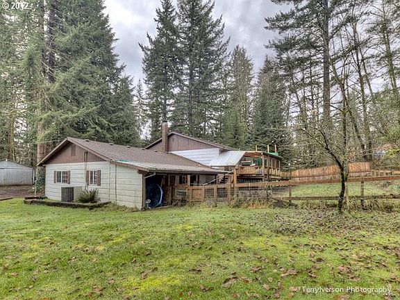 3rd image of 49451 SE Cherryville Dr