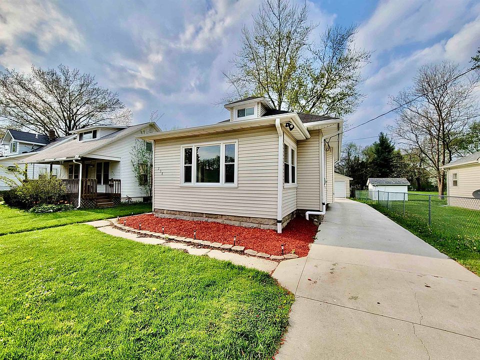 238 Grand Ave, Loves Park, IL 61111 Zillow