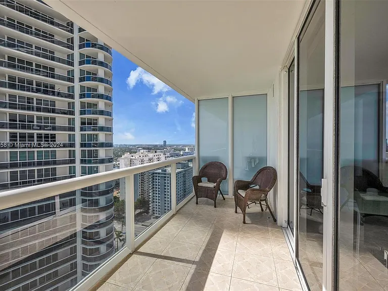 1830 S Ocean Dr #2505 — Photo 15