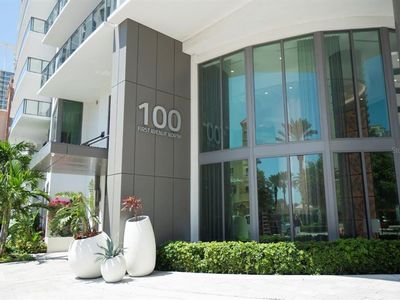100 1st Ave N #2207, Saint Petersburg, FL, 33703
