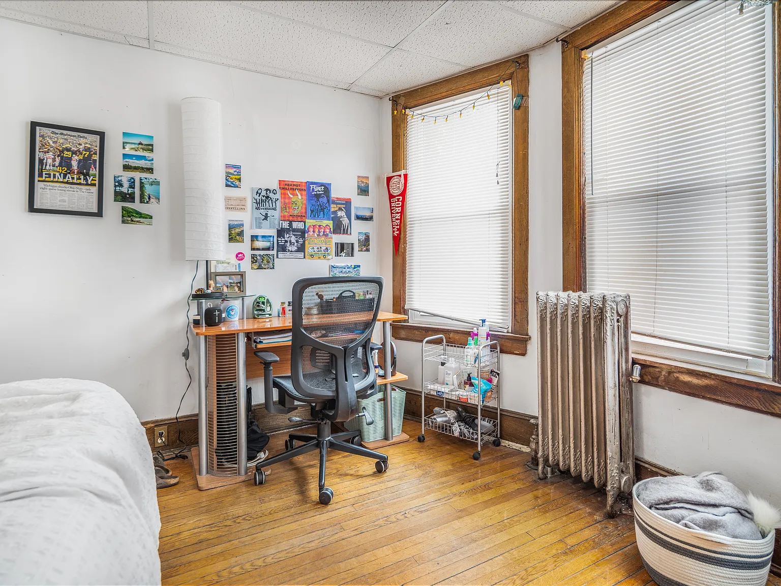 3 bed, 1200 sqft, $1,000 — Photo 4