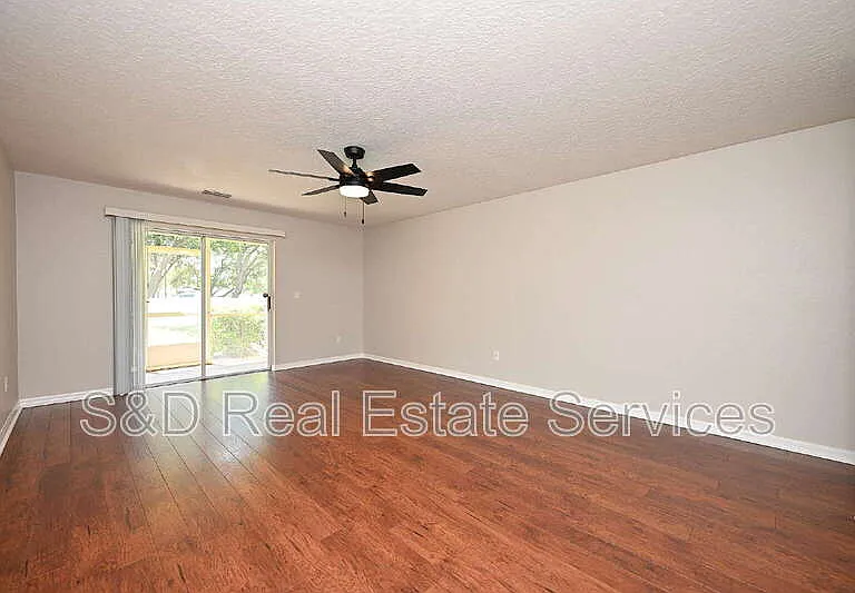5360 River Rock Rd — Photo 18