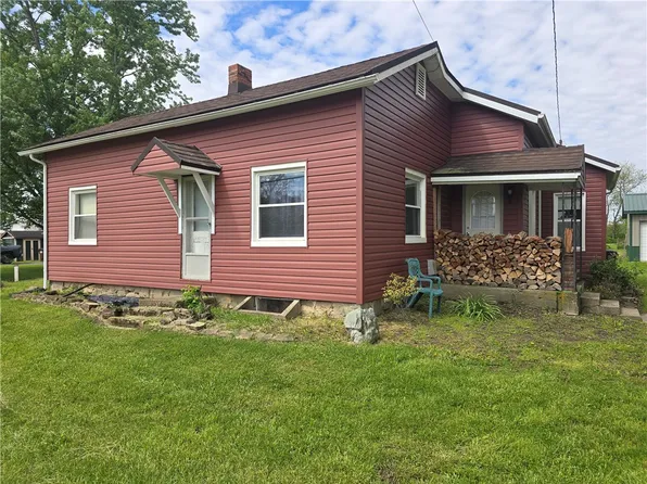 457 Wolf Rd, West Alexandria, OH 45381
