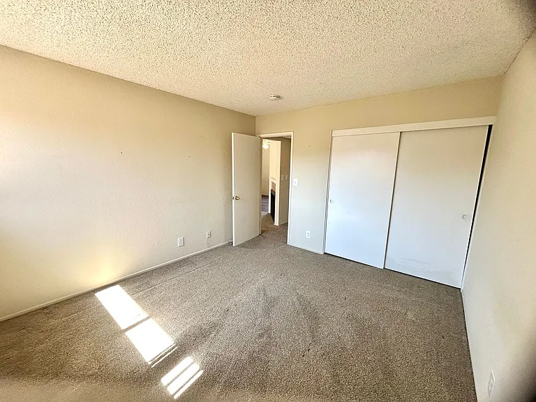1407 Alabama St — Photo 10