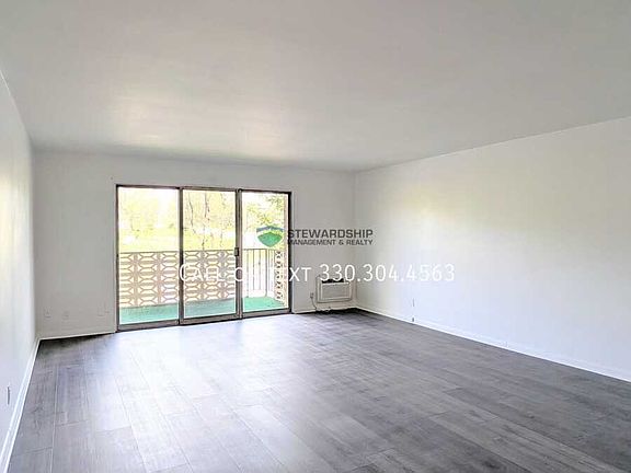 2nd image of 3939 Market Ave N APT 1C