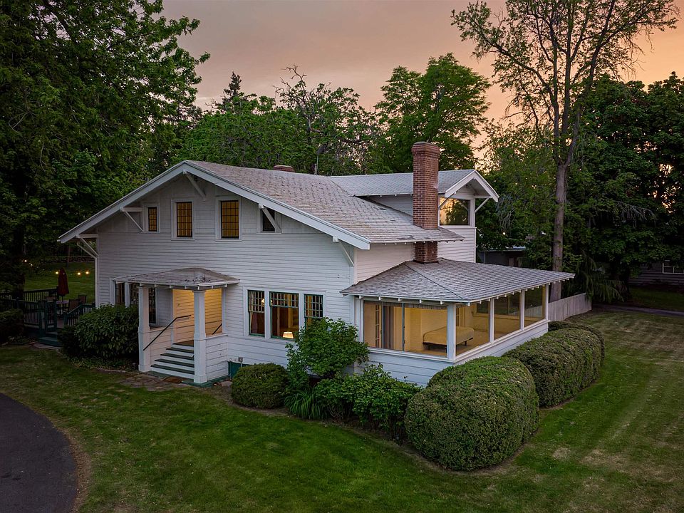 1st image of 2405 W Canal Dr