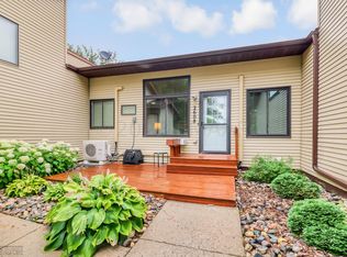 2608 18th St S, Fargo, ND 58103