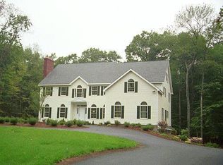 792 No Wilton Rd, New Canaan, CT 06840