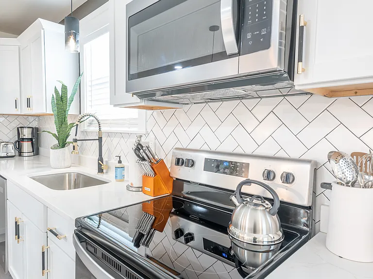 4747 Independent Ave — Photo 31