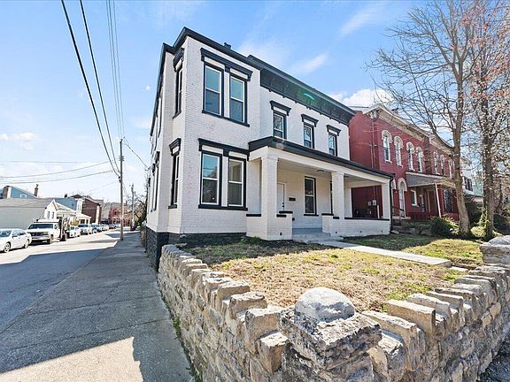2nd image of 1402 Scott St