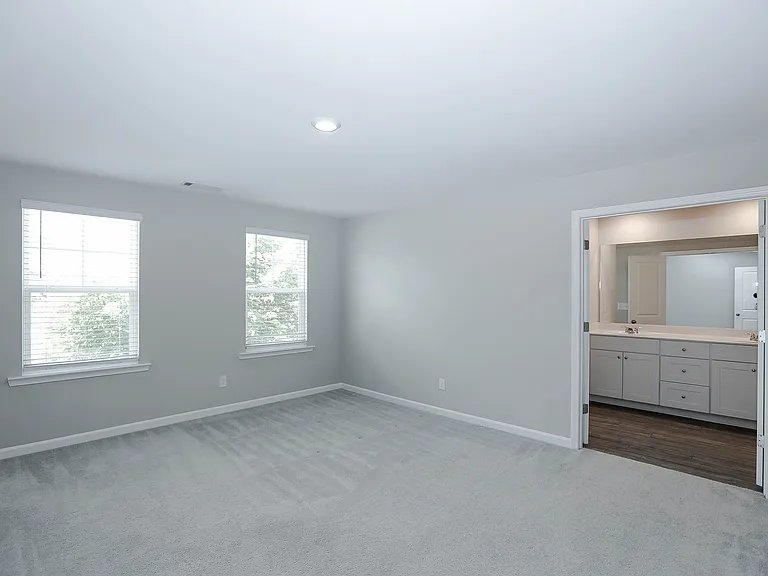4355 Magpie Dr — Photo 14