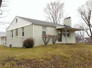 919 Chambers Rd, Saint Louis, MO