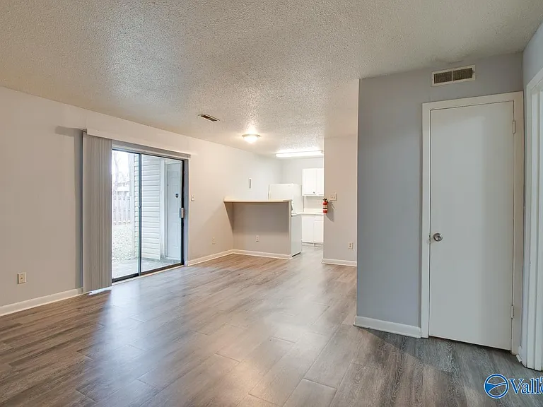 4906 Cotton Row NW #B — Photo 7