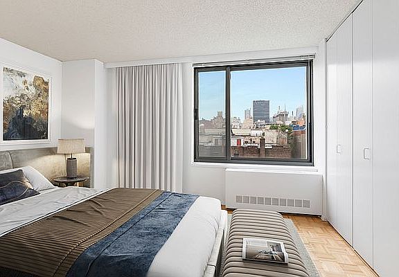 3rd image of 270 W 17th St APT 7A
