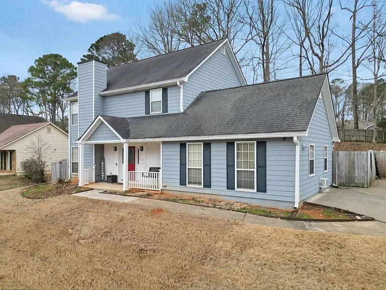 260 Weatherly Dr — Photo 2