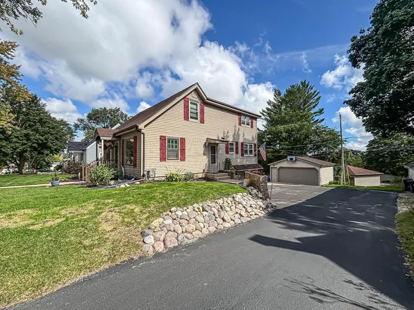 W164N8586 Hiawatha AVENUE, Menomonee Falls, WI 53051