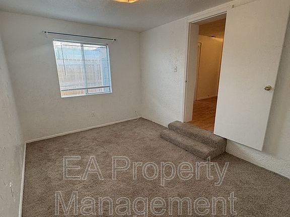 4th image of 8906 Guadalupe Trl NW