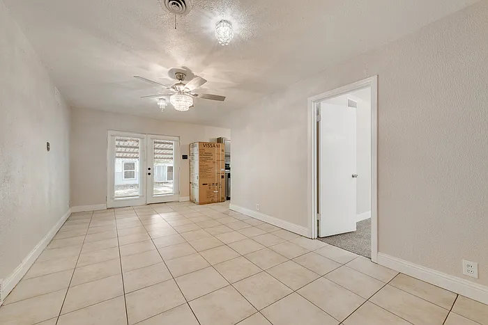 3404 Gray Dr — Photo 5
