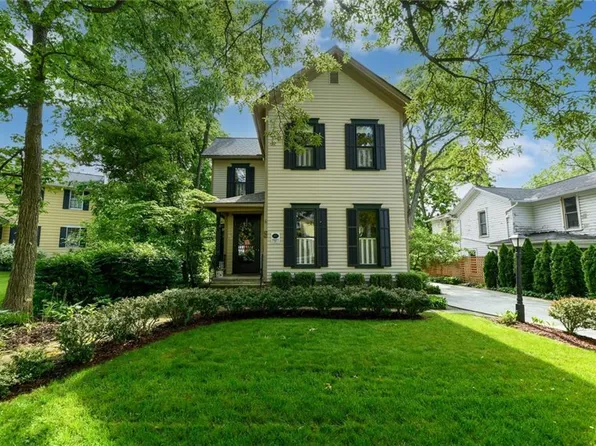 69 College St, Hudson, OH 44236