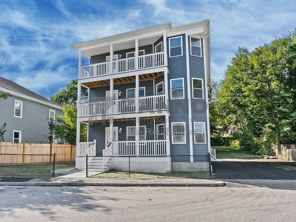 76 Bouvier Ave #3