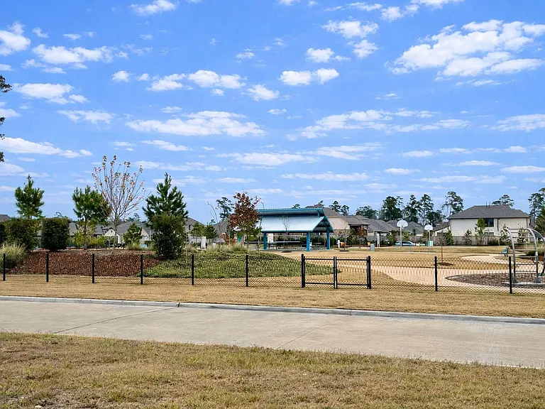 553 Sand Branch Dr — Photo 41