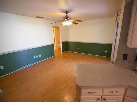 3rd image of 4048 Cannon Ct