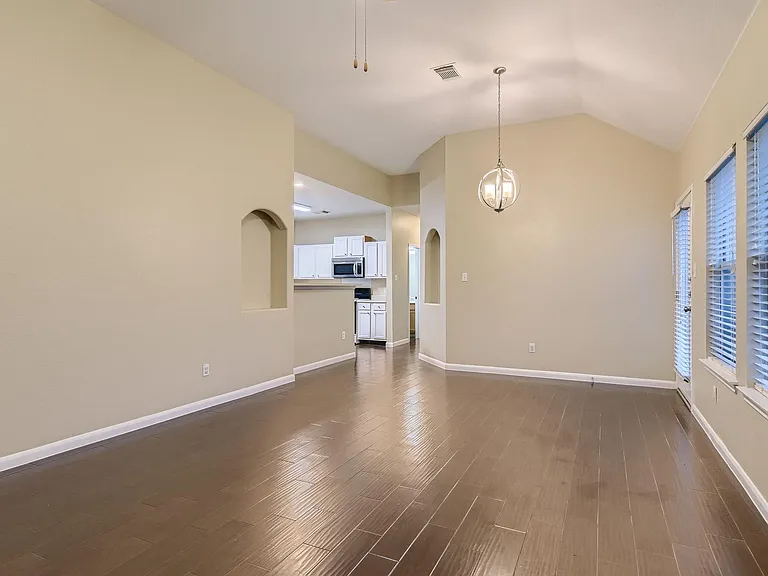 2858 Southampton Way #A — Photo 9