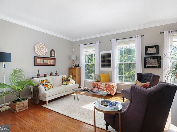 2nd image of 13608 Custis St