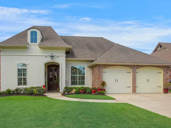 104 Beethoven Dr, Youngsville, LA 70592